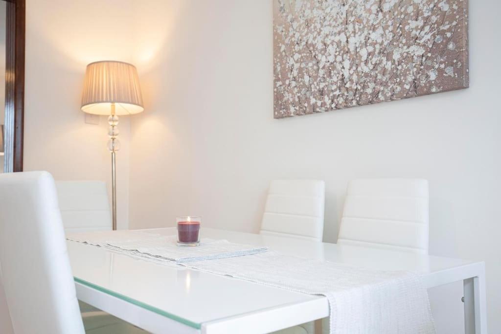 3 Bed House/Garden/Wi-Fi/Parking/Central Location Villa Guildford Ngoại thất bức ảnh